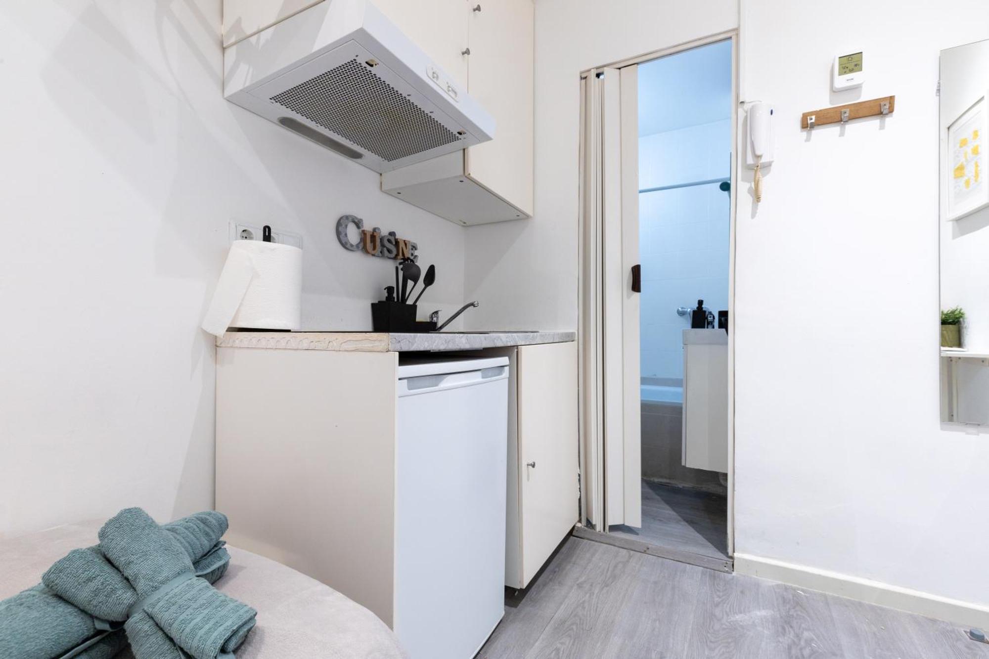 Petit Estudio En Madrid , Centro, 2 Pax, Wi-Fi & Tv Buitenkant foto